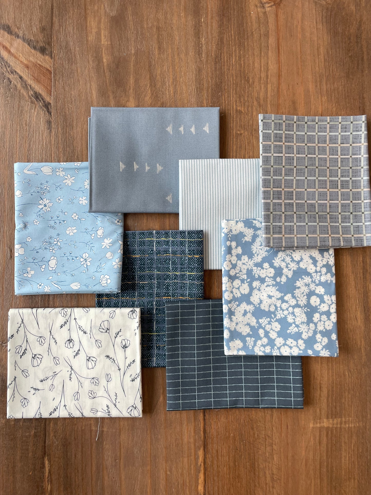 I’ve Got the Blues fabric bundle | 8 Fabrics