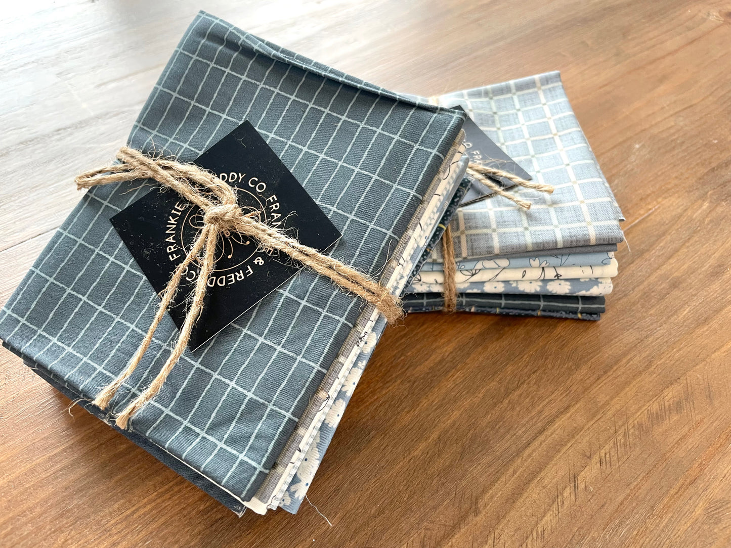 I’ve Got the Blues fabric bundle | 8 Fabrics