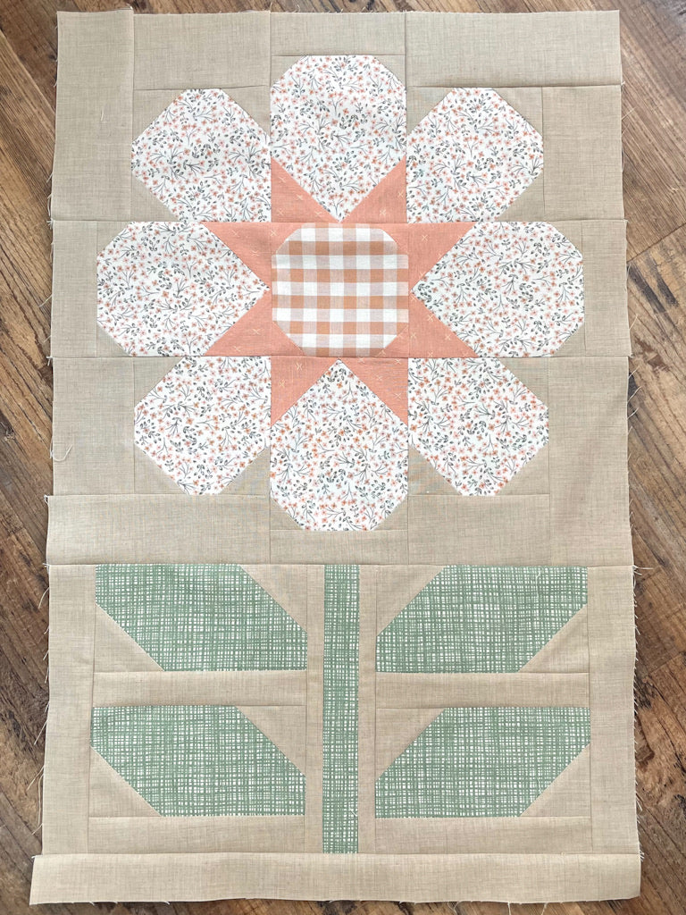 Daisy Mae quilt kit | Throw size quilt