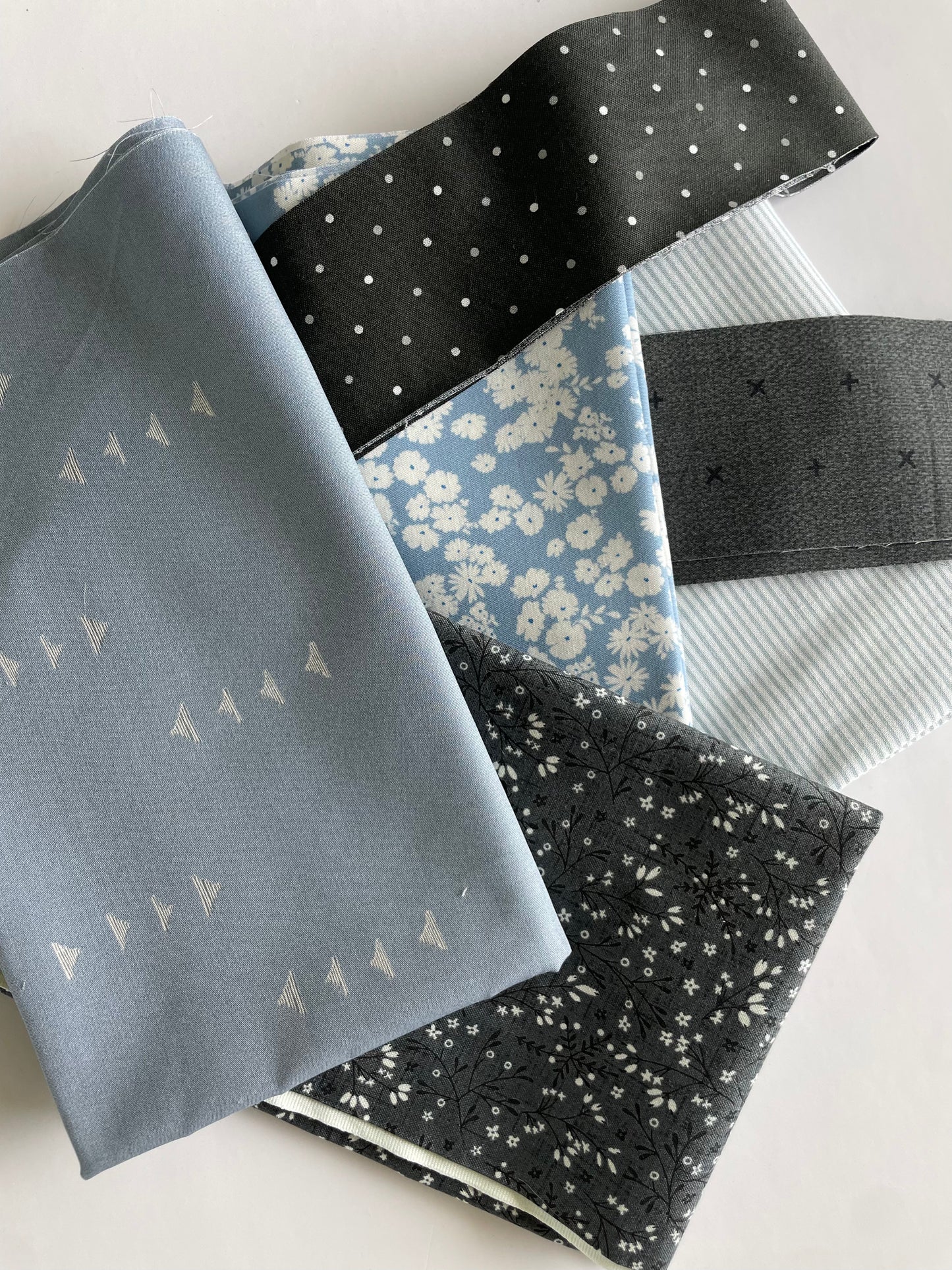 The Thin Blue Line fabric bundle | 6 Fabrics