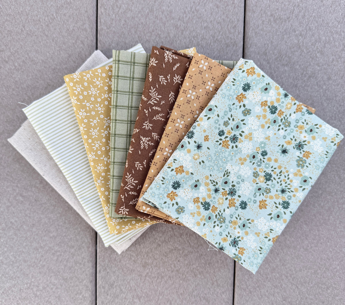 Harvest Meadow Fat Quarter Bundle| Curated Bundle| 7 Fabrics
