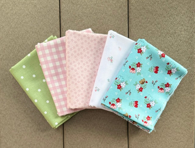 Sweet Pea Picnic Fat Quarter Bundle