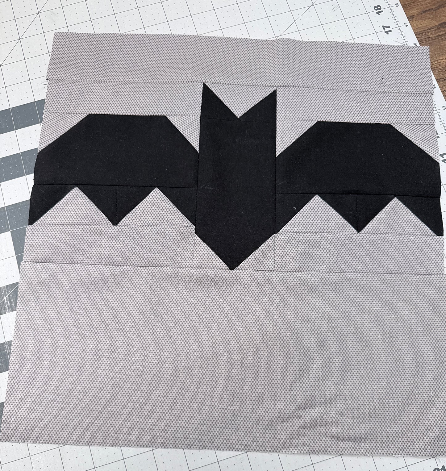 Bat Quilt Kit | Throw size quilt