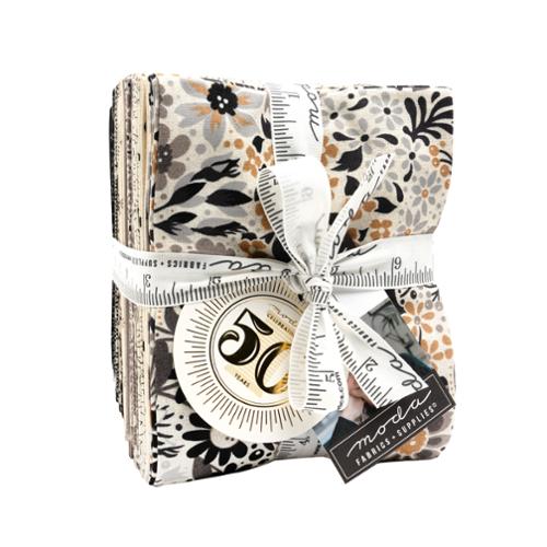 Posh Fat Quarter bundle | Basic Grey | Moda Fabrics