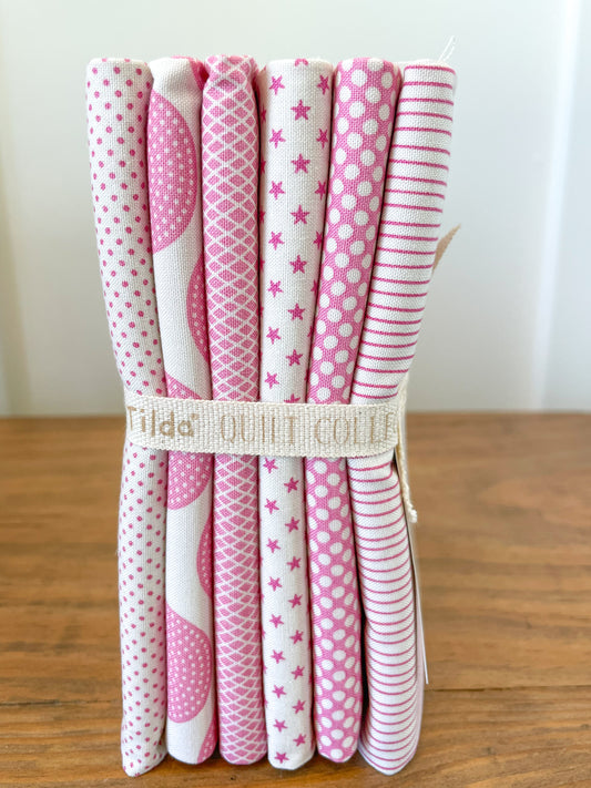 Basic Classics | Tilda Fabrics | Pink | Fat Quarter Bundle | 6 Fabrics